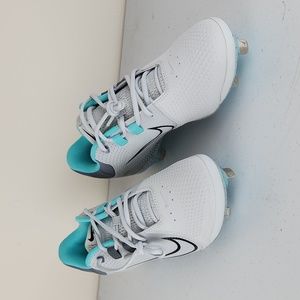 Nike Women's Hyperdiamond 4 Pro Softball Cleats